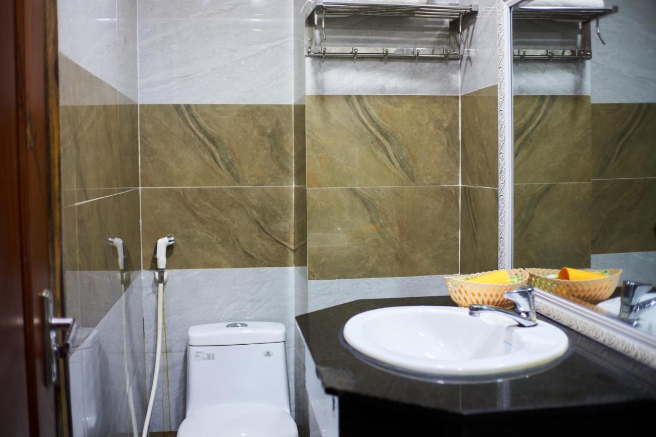 Hoa Anh Dao 2 Hotel Thuan An Екстер'єр фото