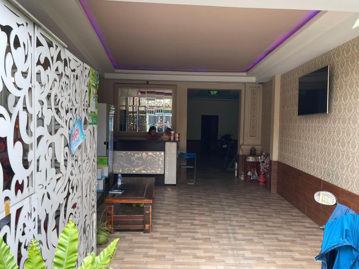 Hoa Anh Dao 2 Hotel Thuan An Екстер'єр фото
